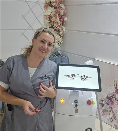 Reviżjonijiet tat-Tneħħija tax-Xagħar Soprano Titanium